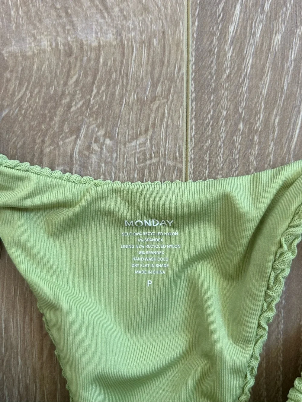 NWT New Monday Swimwear Hanalei Top and Hanalei Bottom in Avocado Crinkle Size P
